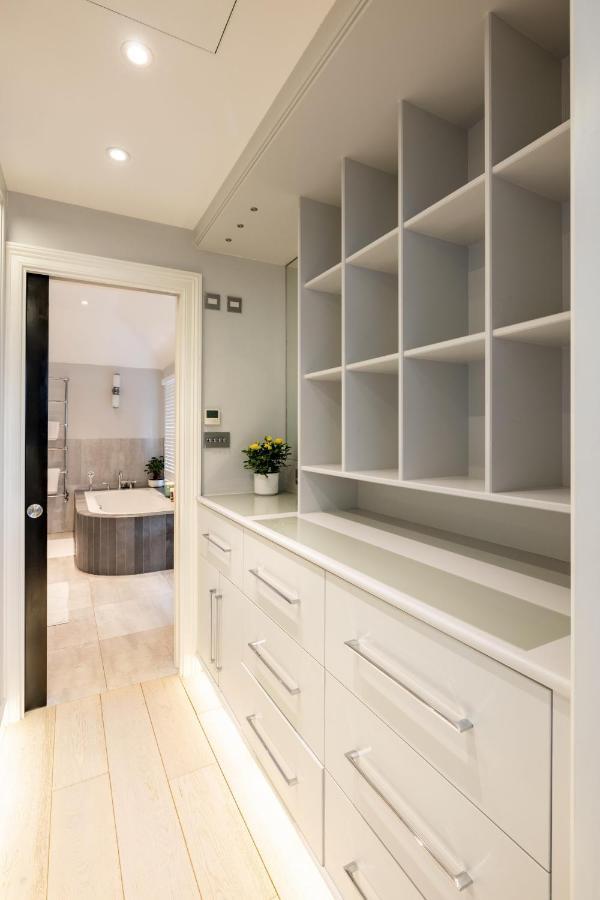 イーリング Dream House London With Gym, Cinema And Housekeeperヴィラ エクステリア 写真